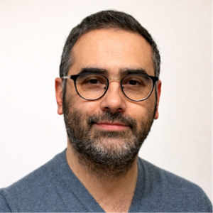 Dr Akiki Akram, chirugien urologue, Chef de service